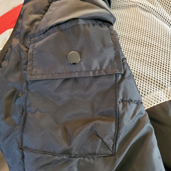 Wisconsin Badgers Jacket size XXL - Picture 12 of 16